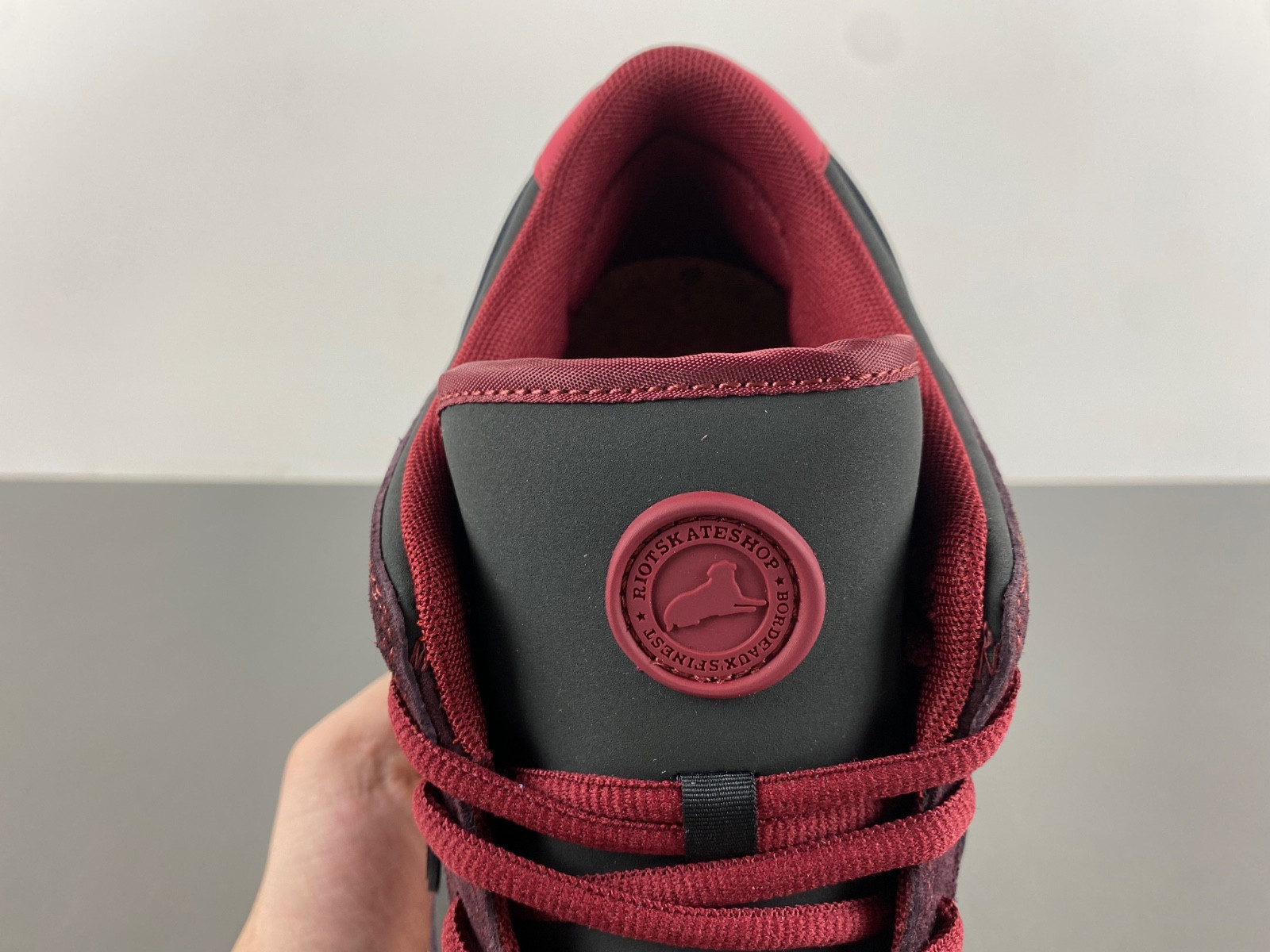 Riot Skateshop x Nike SB Dunk Low FZ1289-200