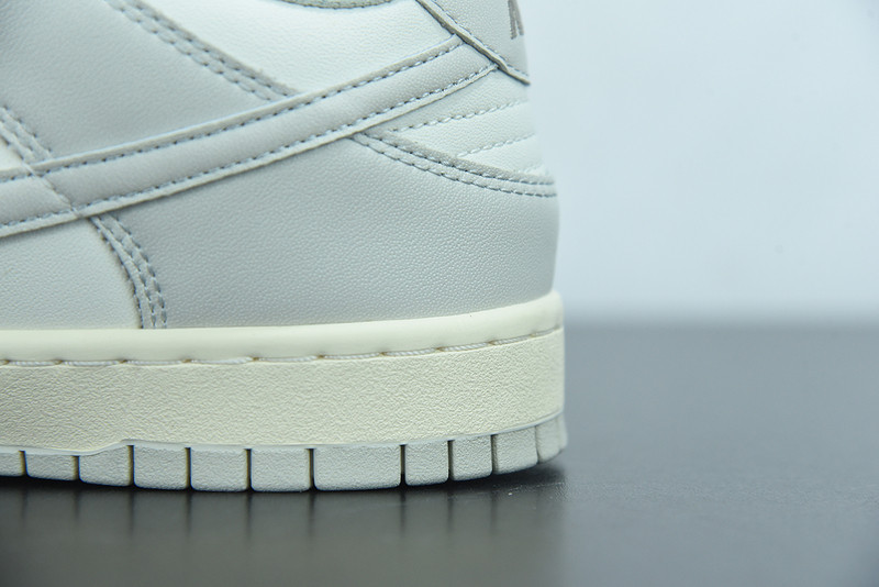 nike dunk low “light bone“ dd1503-107