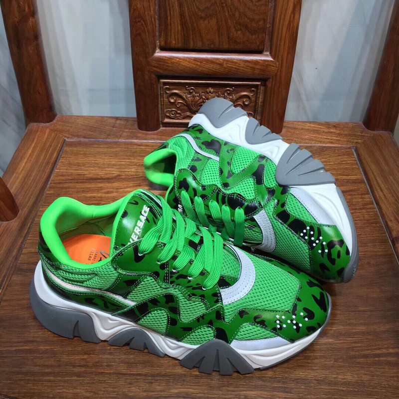 vs chain reaction sneakers