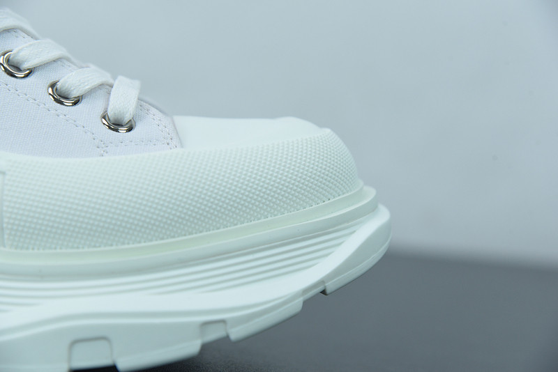 alexer mceen sneakers