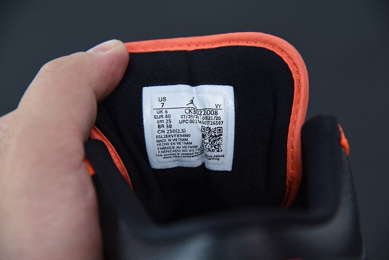 air jordan 1 low se black turf orange ck3022-008