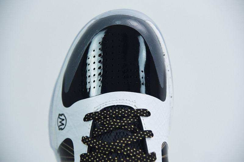 nike kobe v protro black white gold cd0824-127