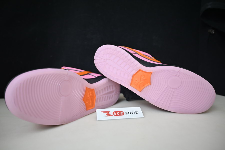 the powerpuff girls x nike sb dunk low “blossom” fd2631-600