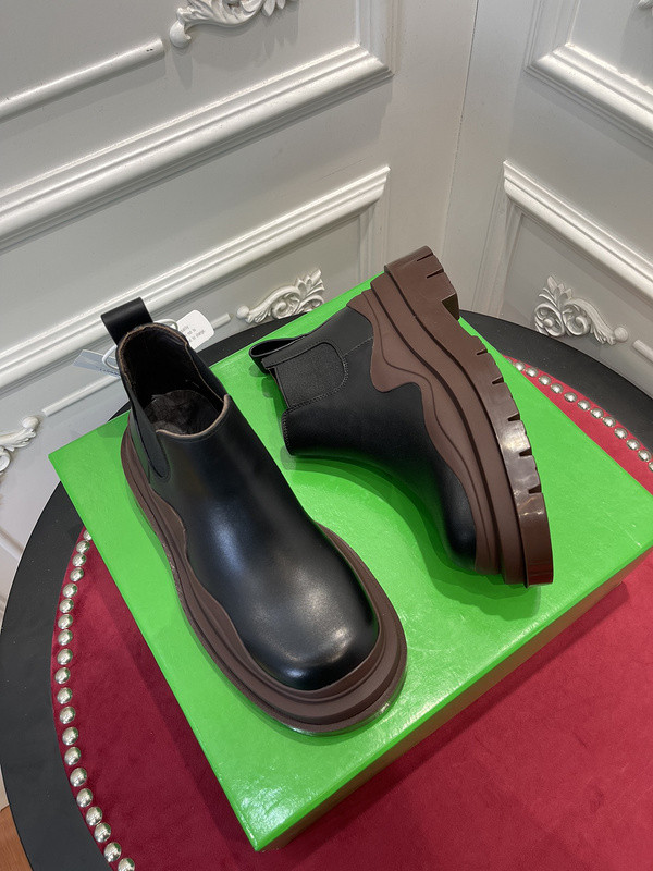 Bo*te*ga ve*ne*ta sneaker