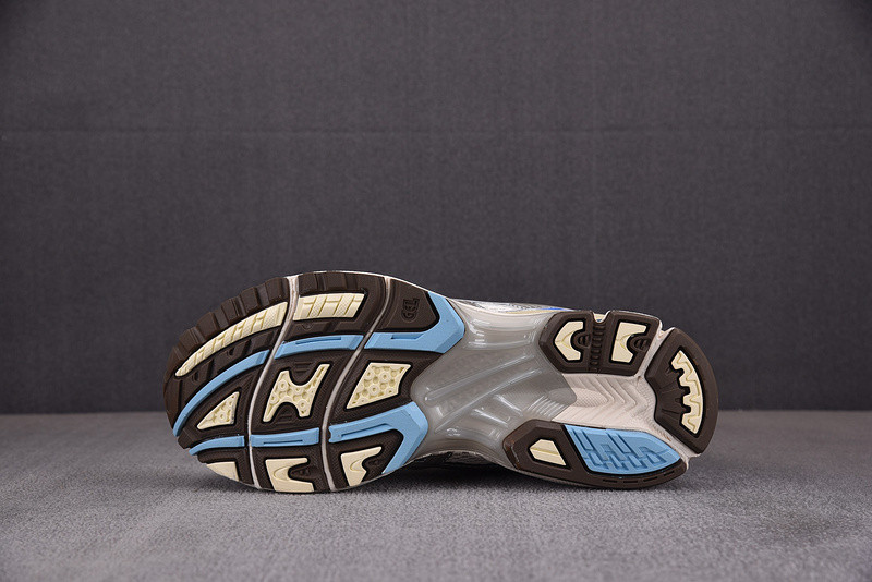 As*ic*s gel-kayano 14 