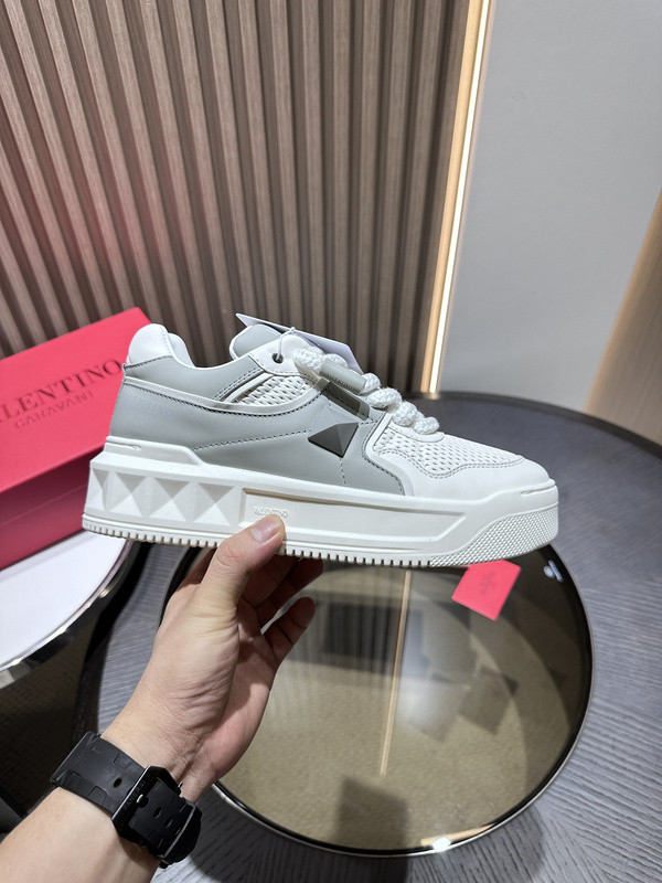 valentino sneaker