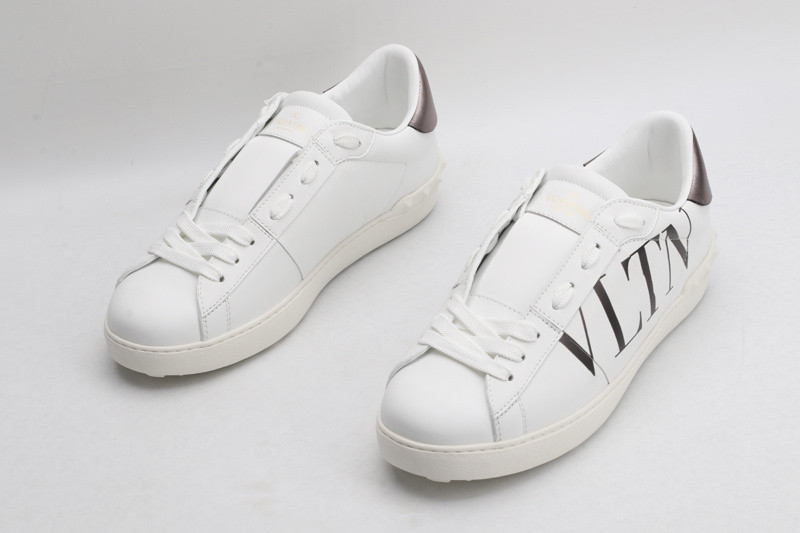 valentino garavani sneaker