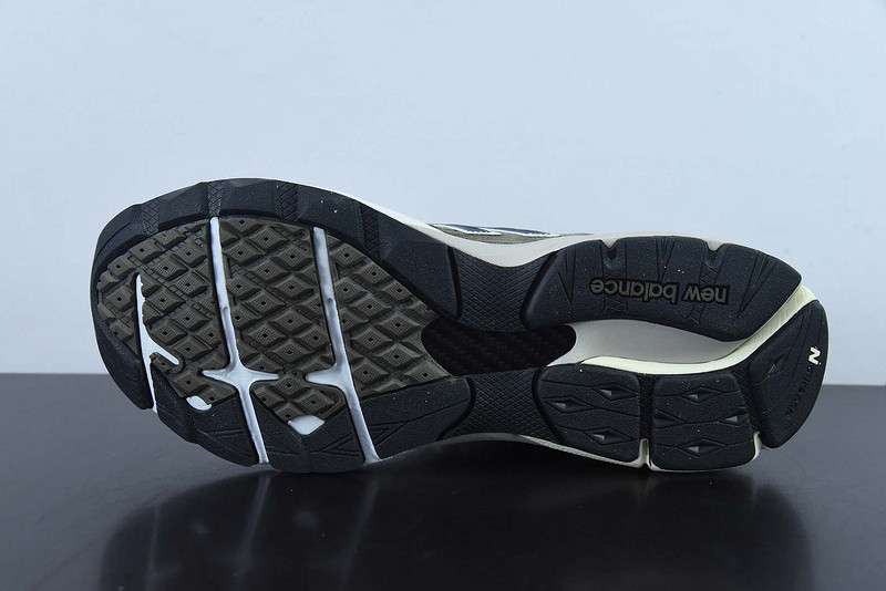 new balance sneaker