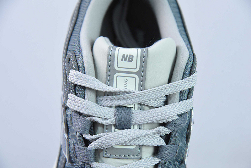 new balance sneaker