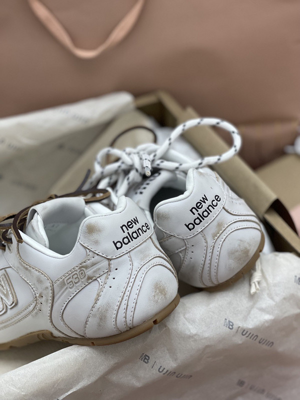 NEW BALANCE X MIUMIU SNEAKER