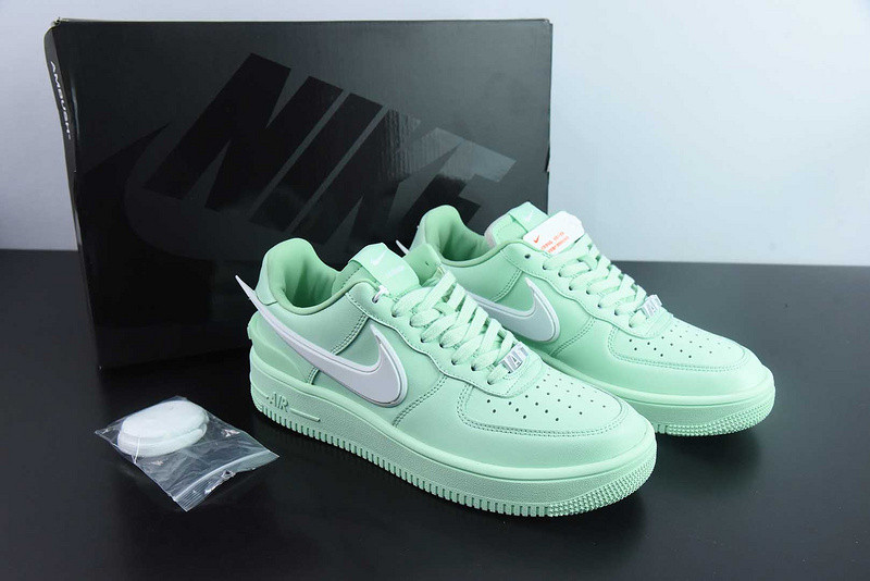 Nike AMBUSH X AIR FORCE 1 LOW DV3464-700