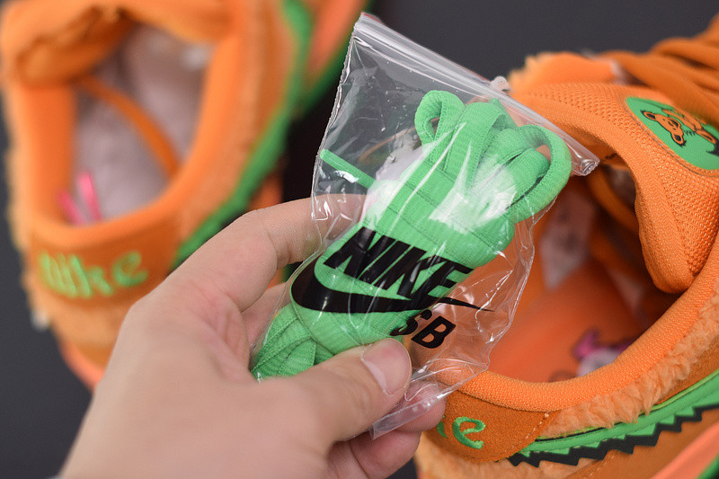 grateful dead x nike sb dunk low “orange bear” cj5378-800